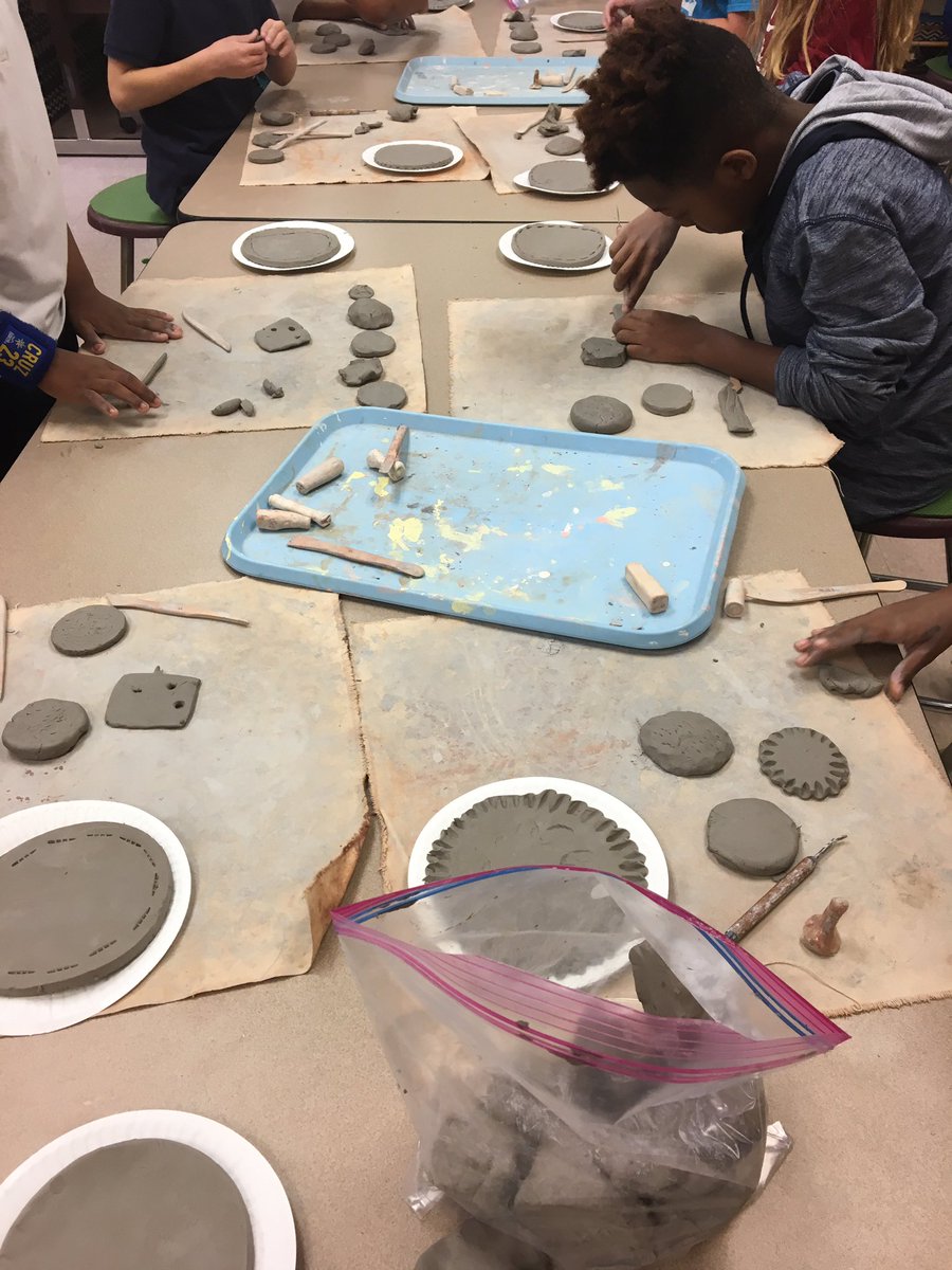 troutgirl65's tweet photo. Sharing creative experiences together at John Muir cooking up both clay and real food. #migrationexperience https://t.co/9Ah7XoQbvY