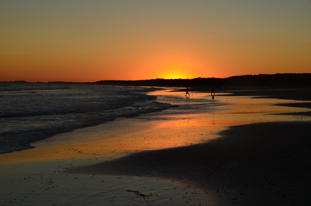 labrujulahostel's tweet photo. #ataredecer de#marzo #otoño en #lapaloma #uruguay https://t.co/SnpKA3DWBW