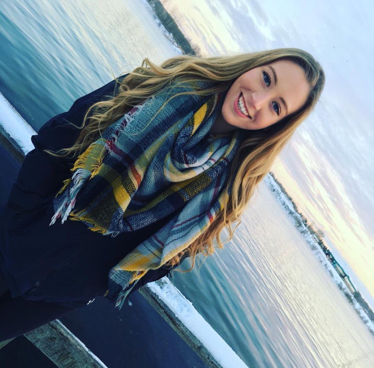 oliviajmac31's tweet photo. Hey @johnmayer as you've probably seen by now, a least a thousand people have either tweeted or retweeted about Kayleigh 💞💞 https://t.co/T0J6IhlxfO