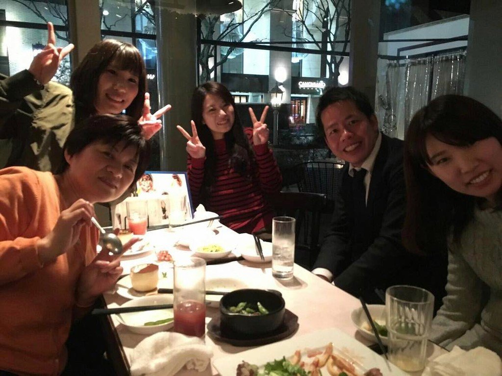 FACE_GROUP tweet picture