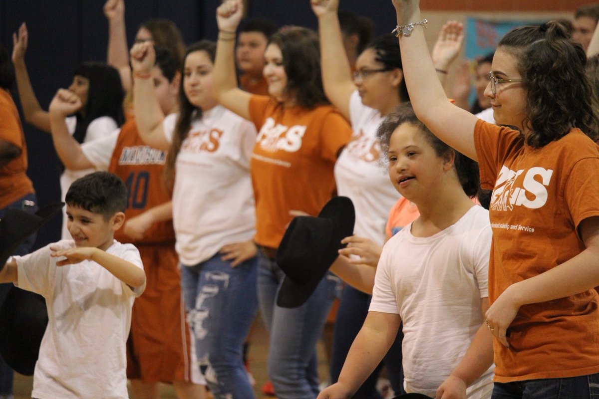 Mavs_Yearbook's tweet photo. But also, can we talk about those spirit groups &amp; organizations showing up to support our Special Olympians? #MaverickNation https://t.co/sPnTtYBtyh