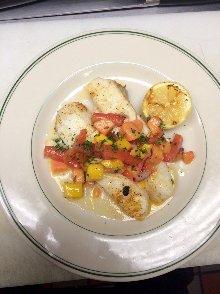 MariosOceanClub's tweet photo. First of the season!#Alaskanhalibut #seafood #Springishere #chowderroom @ZagatDenver @EaterDenver @DenverWestword https://t.co/l3S53KHro7