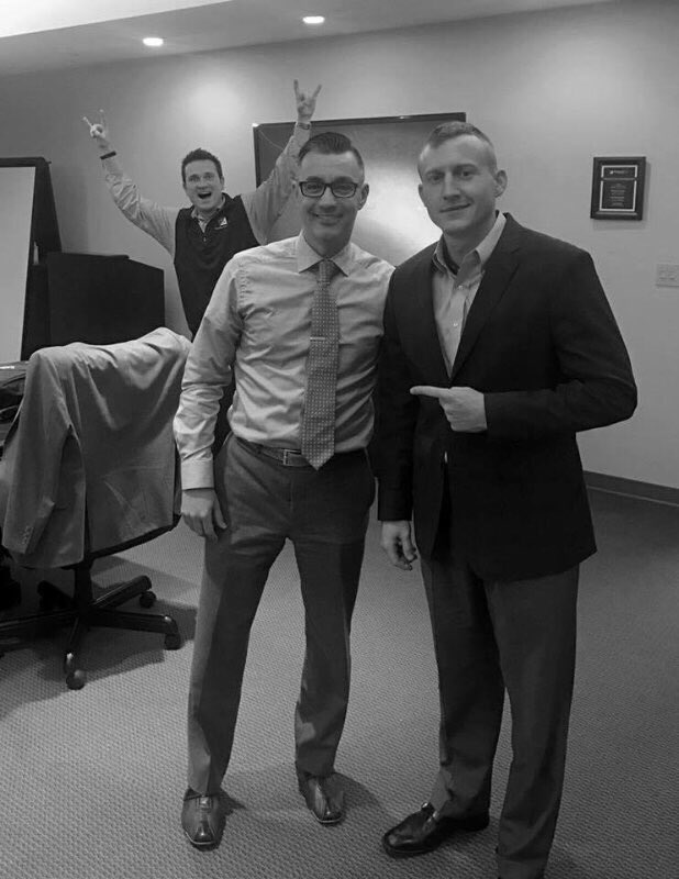 paradisoins's tweet photo. At the #shepherdinsurance agency teaching and sharing #socialmediamarketing and #EmailMarketing https://t.co/wU3Nvkf8RH