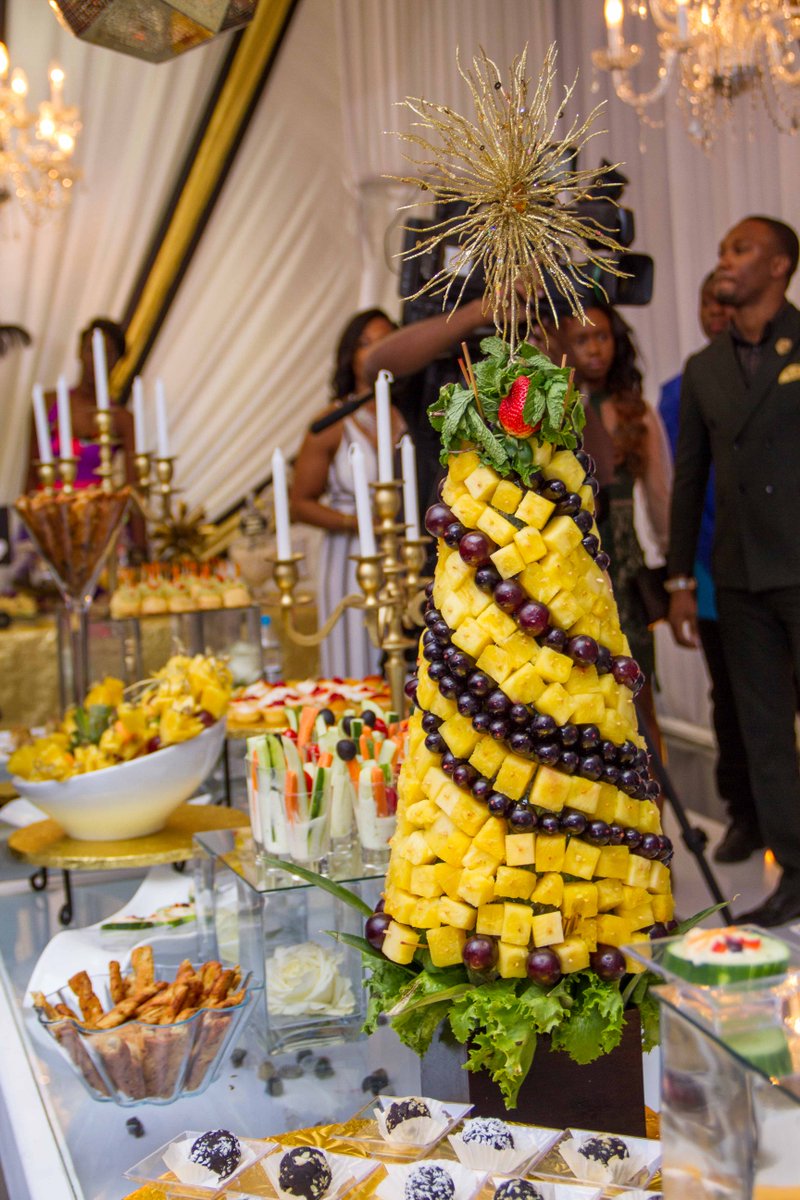 YourViewAwards's tweet photo. Believe us when we tell you that the food in the Swag Lounge this year was bomb! #SwagLounge #Foodies #YVAs2017 https://t.co/5kNKTHizqw
