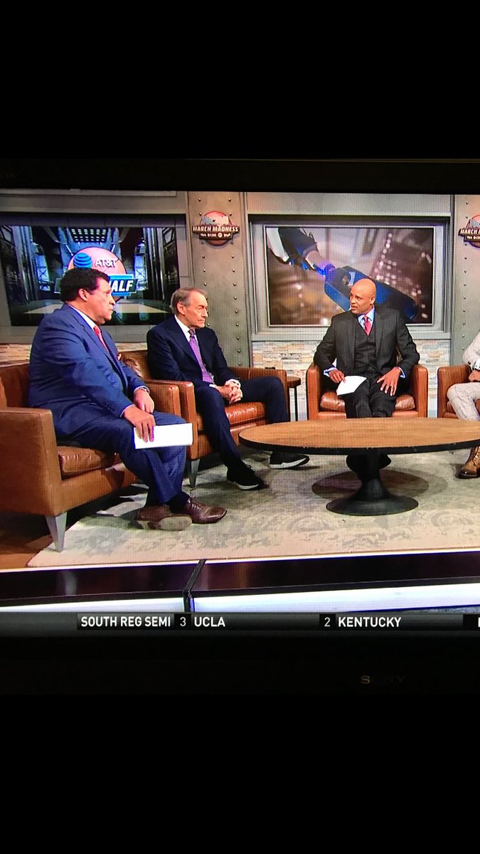 jdharm's tweet photo. Charlie Rose sportin' sneakers like a boss https://t.co/AYNMA9ct6o