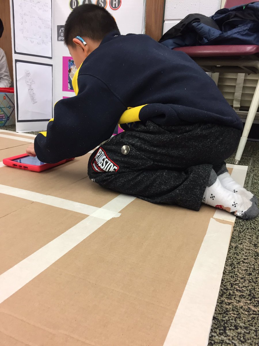debok1's tweet photo. Great day at stemmarketplace. TY to all my #stemdll colleagues for sharing Ty @nandanee_sawh @TDSB_STEM for making it happen @TDSB_Robotics https://t.co/BVUkfEG3xI