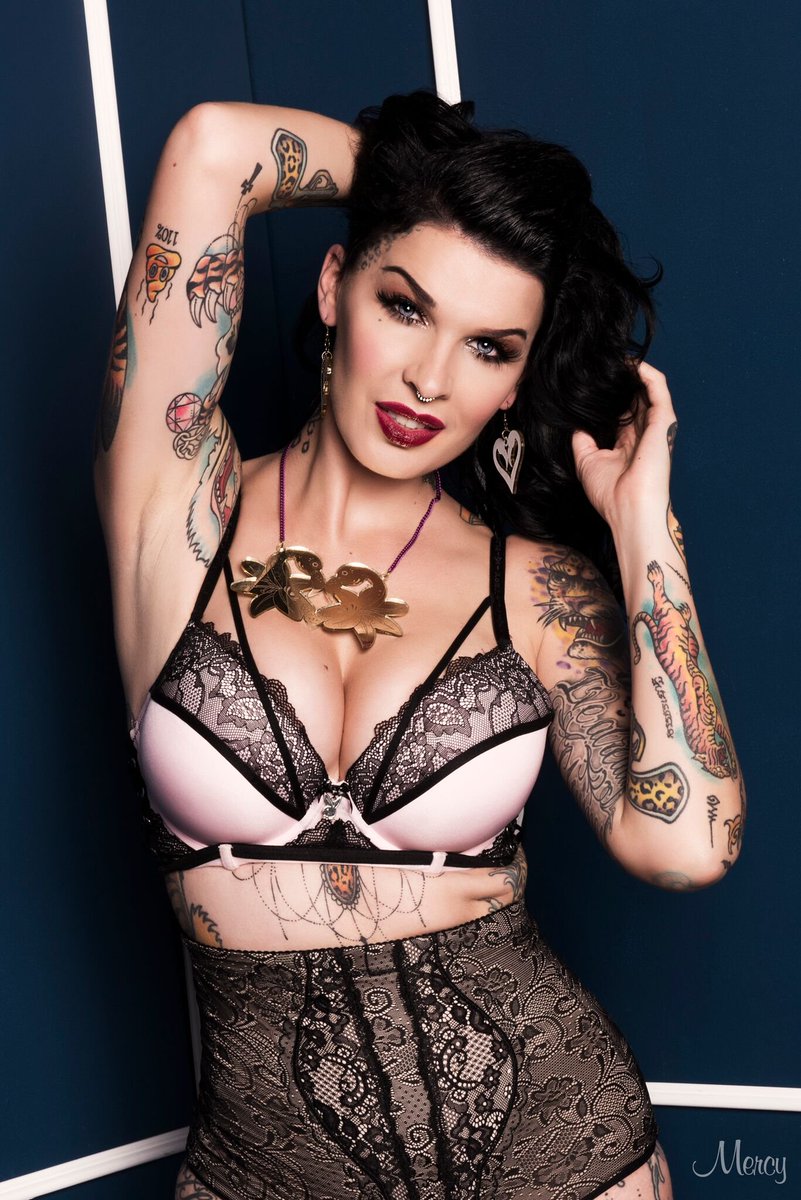 TattooModels's tweet photo. ★✩ Sini_Ariell ✩★
Welcome #Australia
https://t.co/kxkuaS3xYH   
#TattooModels #Tattooed #InkedGirls #Inked #TM #TattooedModels @siniariell https://t.co/L9b38YVgg5