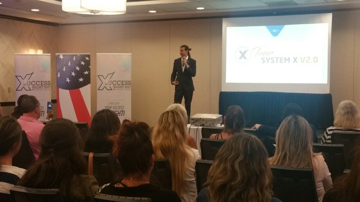 USFuXion's tweet photo. "If you want to have #success in this business, you gotta know why you are doing this." - @erickgamio #IAmFuXion #SuccessNight https://t.co/hgwZvyYiSl