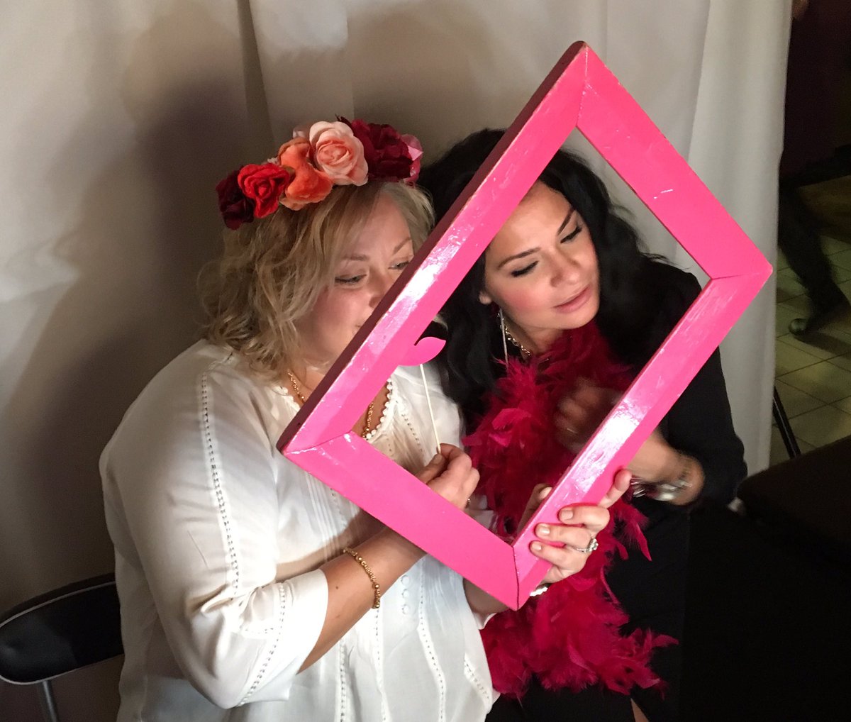 BCHSFoundation's tweet photo. #photoboothing @BCHSFoundation #ladiesnightout https://t.co/3hPqvz1Hia