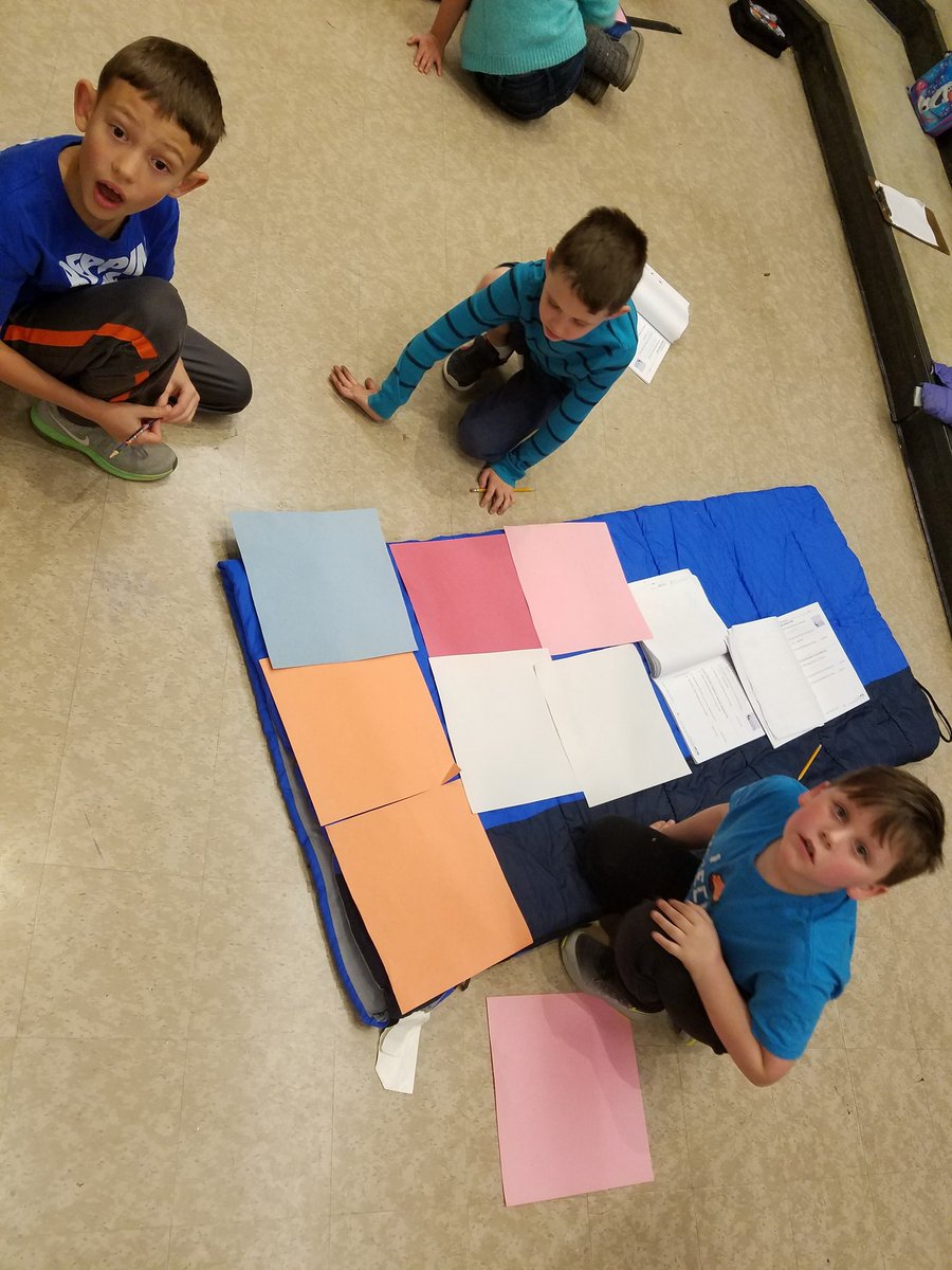 tiffymitso's tweet photo. Students explore area using sleeping bags! #wjmproud @WJMitchellES https://t.co/ULhMMyy63Z
