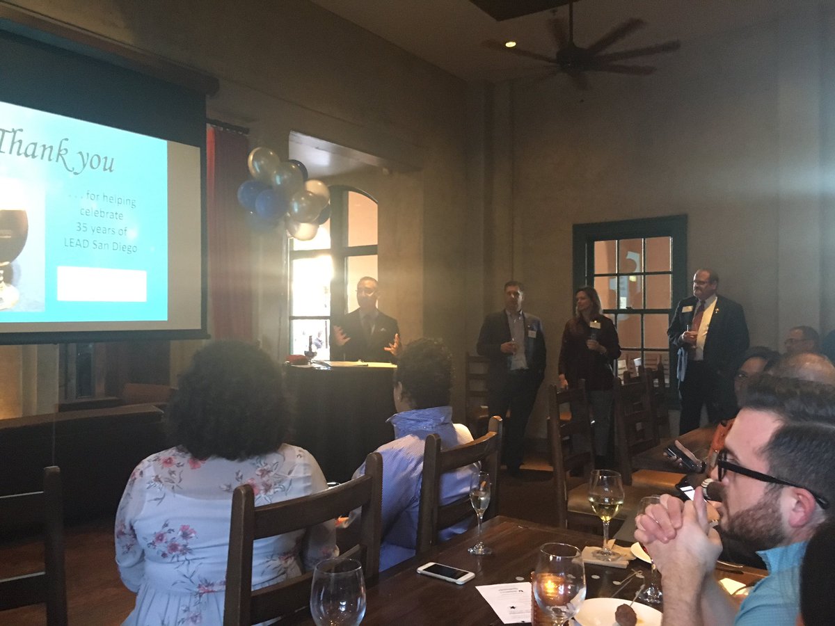 Nhu_SD's tweet photo. Cheers to @LEADSanDiego #LEAD35 #SDGEgiving https://t.co/OWBIdZ6iNJ