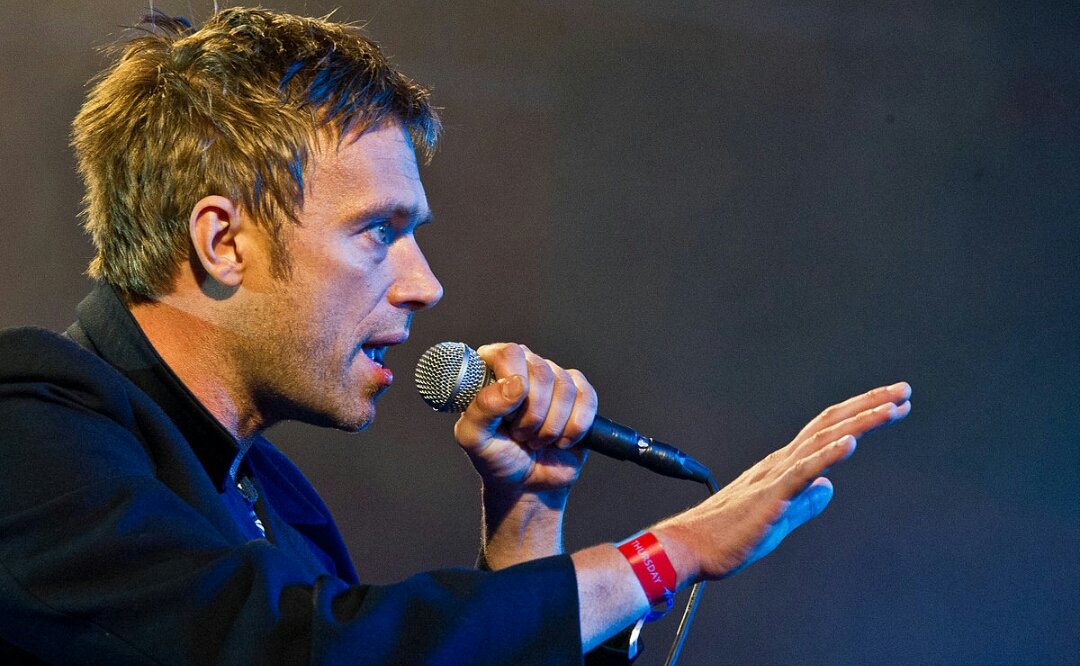 Happy birthday to the one and only, the insanely talented, the legendary, the great Damon Albarn. 