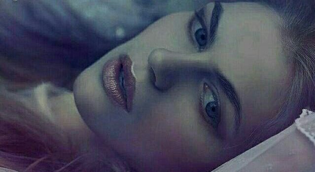 Te juro que pararía el reloj en ese día y hora, donde ese instante entre los dos pareció eterno..