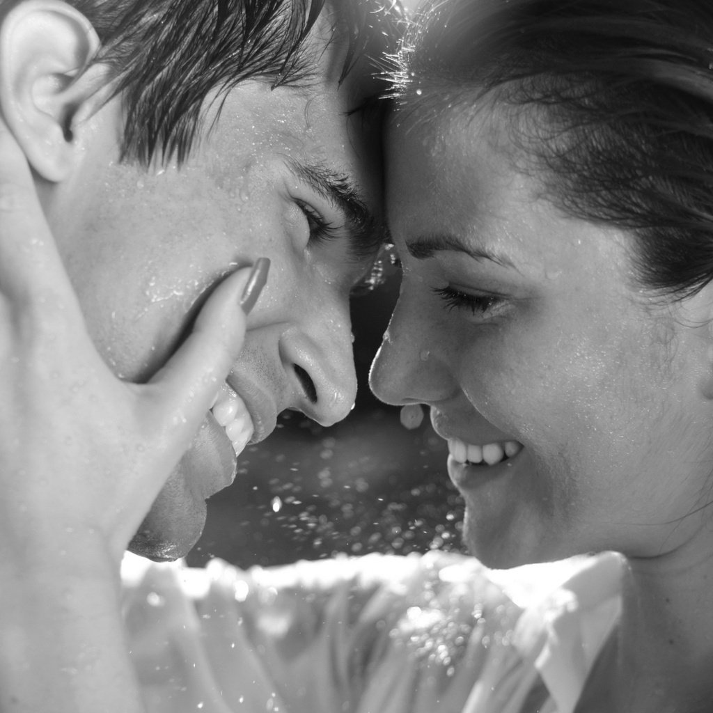 " El mundo cambia.. Si dos se miran y se reconocen.." Octavio Paz