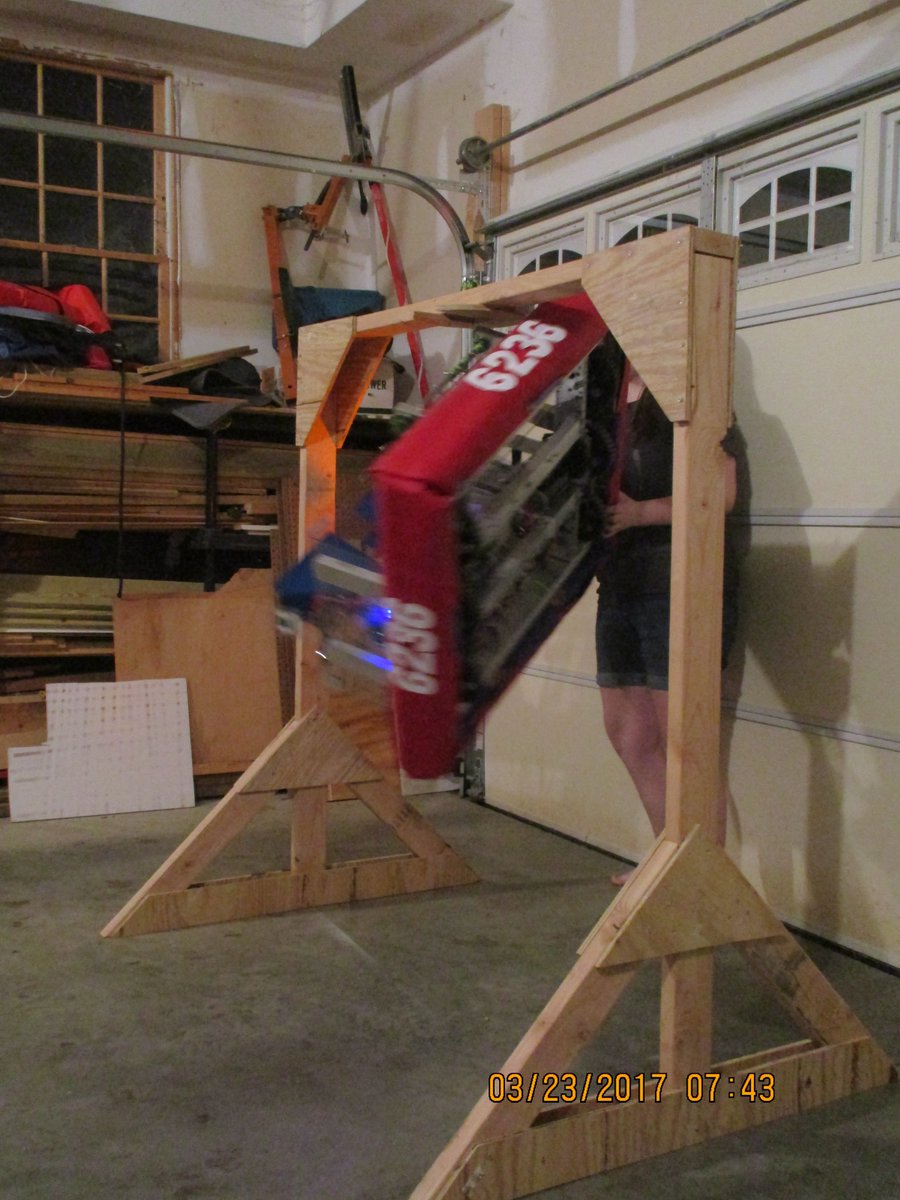 Our climber works!
#FIRST #omgrobots #frc