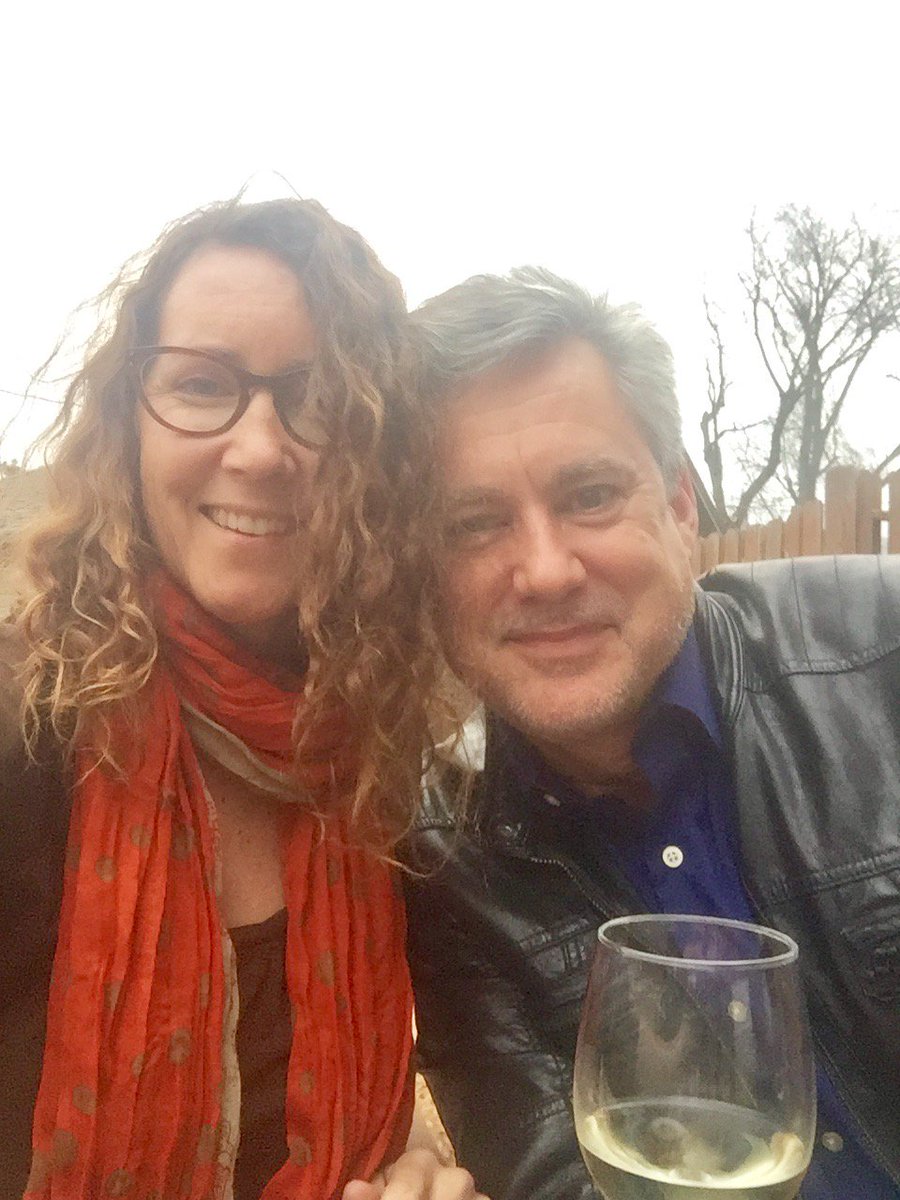 kendra_mccallie's tweet photo. 70°, wind on the back porch. #thankgodforspring https://t.co/fcR9rGjBrT