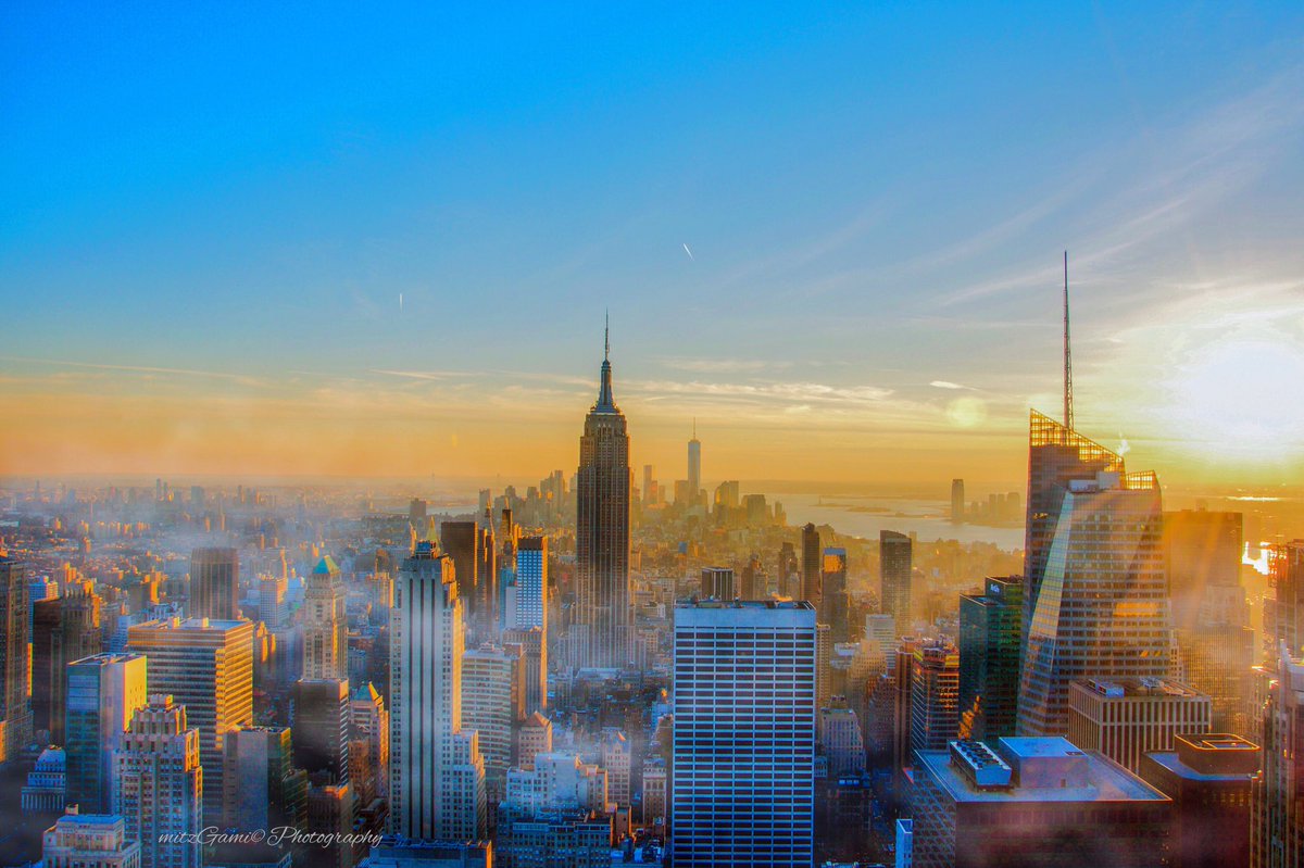 mitzgami's tweet image. #Sunset at Top of the Rock🌆. #Rockefeller #NewYorkCity #EmpireStateBuilding #OneWTC #SeeYourCity #NYC #NikonUSA #ItsAmazingOutThere