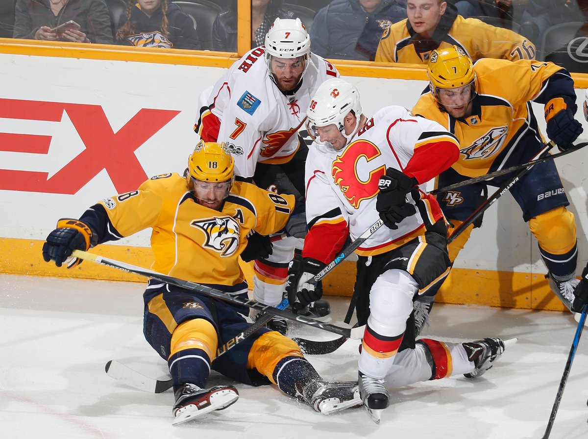 THIRD PERIOD is underway #CGYvsNSH https://t.co/NR09L9Msz4