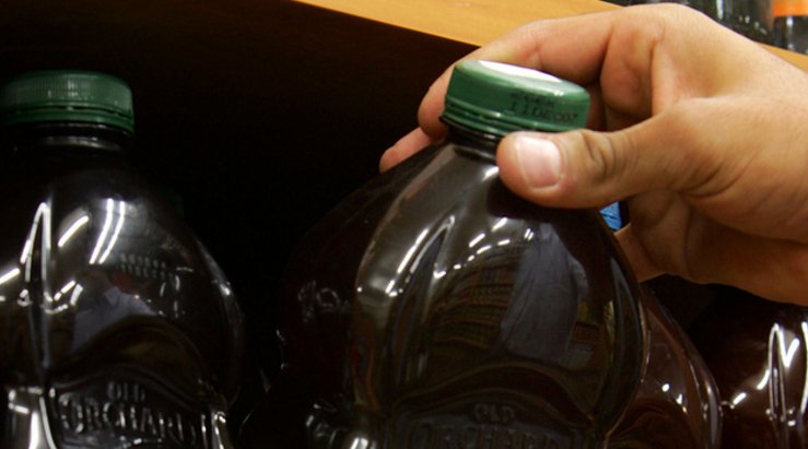 Will 100% fruit juice make your child gain weight? bit.ly/2nWUWhe https://t.co/Gw1b24CHAa