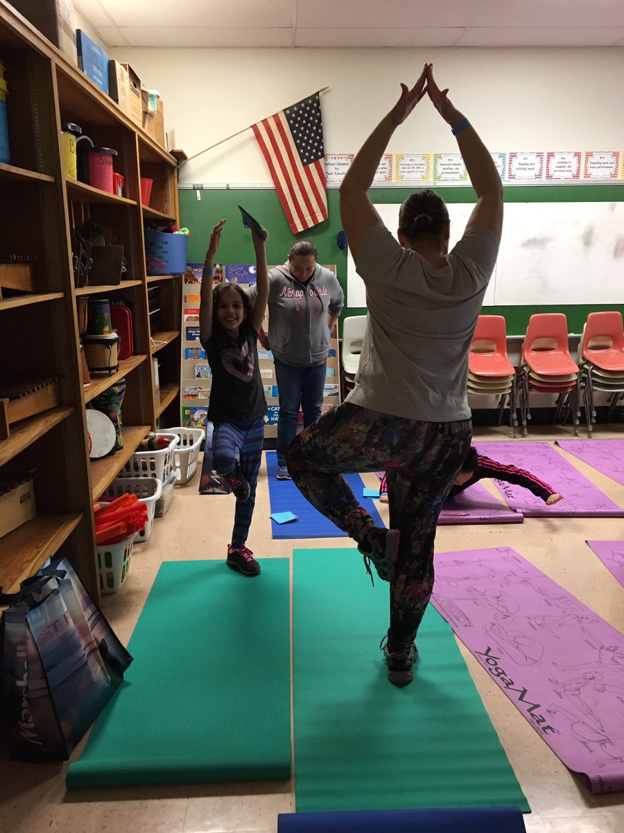 MusicMote's tweet photo. Thanks @motephysed for such a fabulous Family Fitness Night! We had tons of fun in the yoga room! @MoteElementary https://t.co/XILVyihcnT