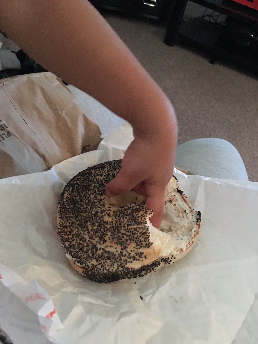 B_tchPudding's tweet photo. in case anyone was wondering what being a mom is like... https://t.co/cACcpnDKAw