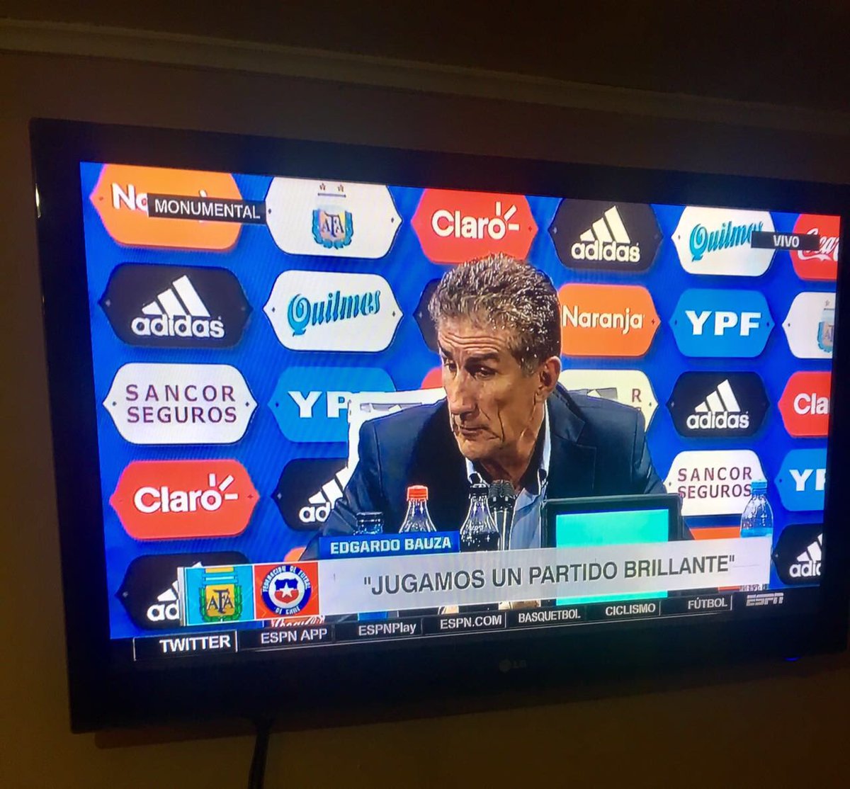 mariapazhc's tweet photo. Qué partido vió este Sr!!! 🤦🏻‍♀️ @libermanmartin ??? @SC_ESPN @FOXSports_Chile https://t.co/dQkgvQag58