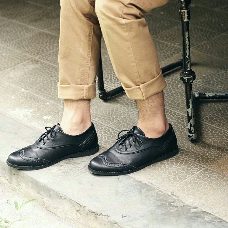 Giant Wingtip Black | Size: 39-45 | 210k

Order bisa melalui:
BBM/WA/Line/Web
(Silahkan cek di bio)

#indofootwear