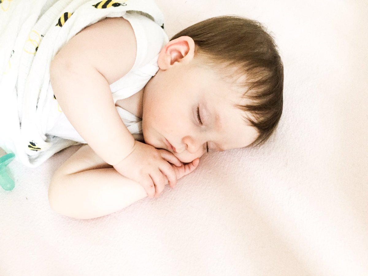 Sharpie1013's tweet photo. My life #sleepybabe ๐๐๐ถ๐ป https://t.co/46SaetOwzE
