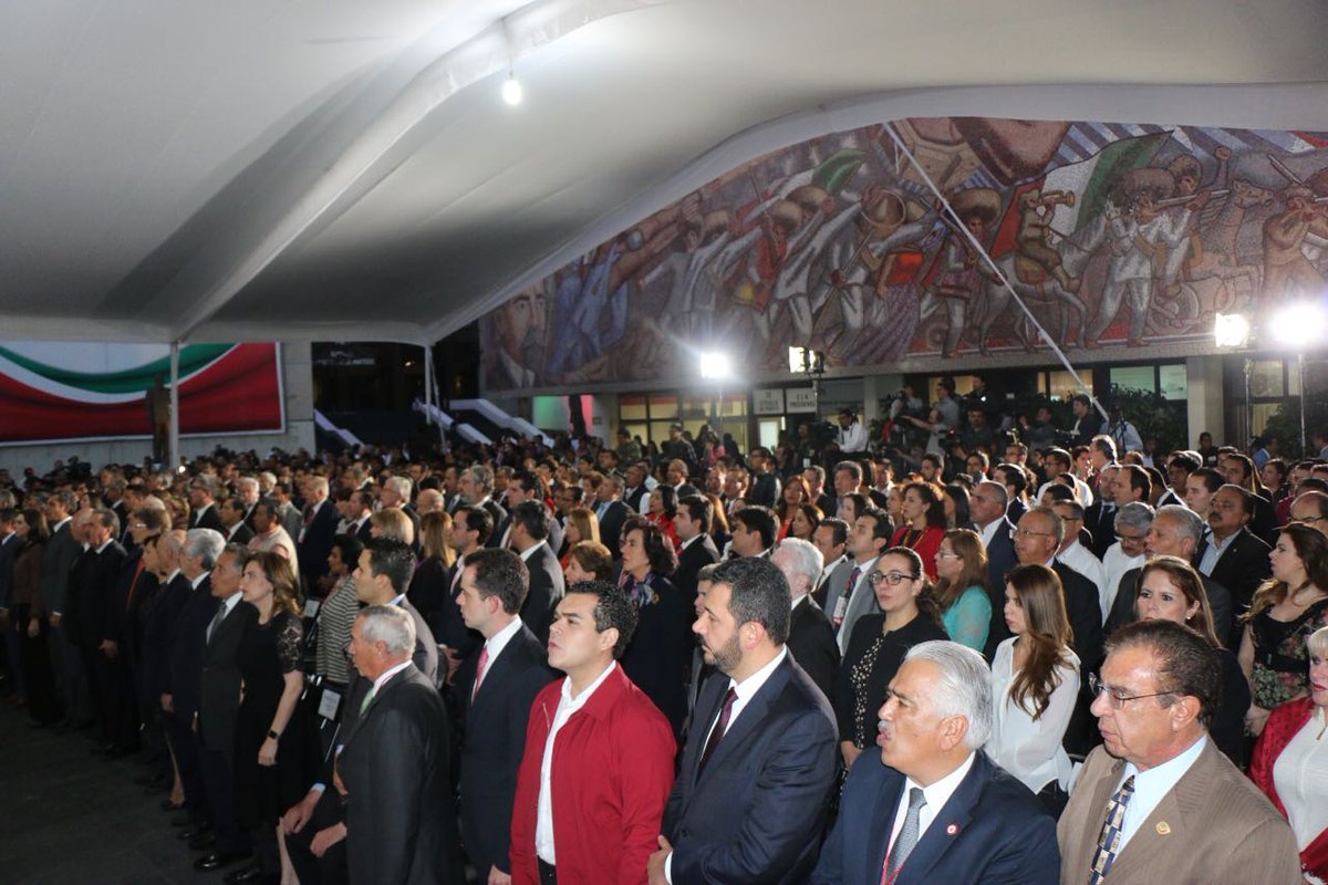 PabloAnguloB's tweet photo. Luis Donaldo Colosio nos dejó una gran enseñanza de trabajo honesto y justo; de seguir la lucha incansable por un México mejor. #ColosioVive https://t.co/jsC0h4lGGX