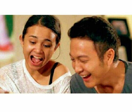 Are you happy? HAPPY!!

selamat hari jum'at, semangat shooting, jaga kesehatan selalu dan jangan lupa bahagia Mata Panda dan Pipi Apel😻😻