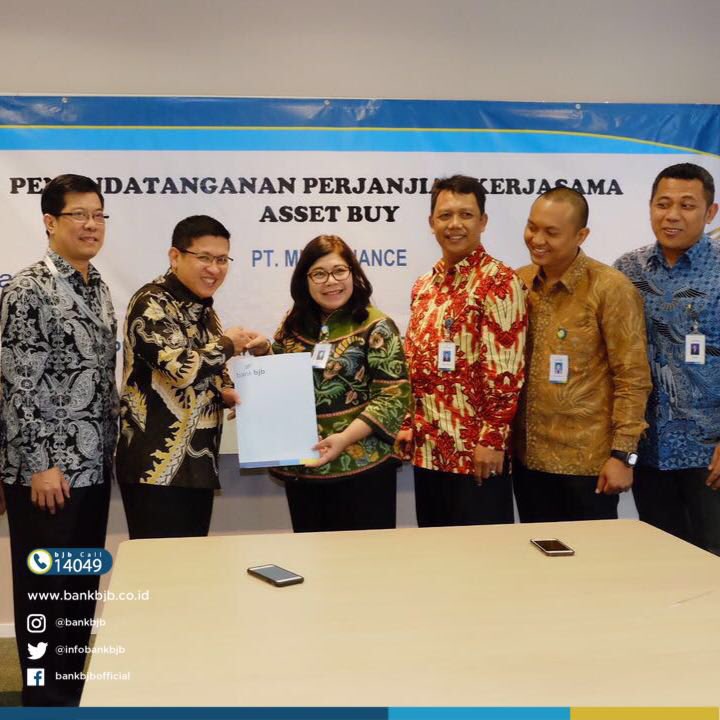 infobankbjb's tweet photo. bank bjb mengadakan Penandatanganan Perjanjian Kerjasama Asset Buy dengan PT. MNC Finance.
#bankbjb #bjbNews #bjbInAction https://t.co/11rSDSOarL