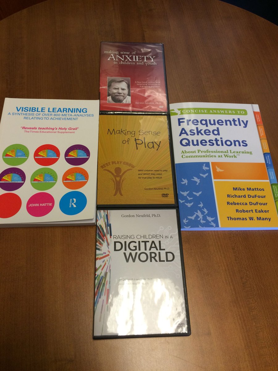 KandyMackey's tweet photo. #etsb17 My favorite GoTo resources on left &amp; right, and exploring the 3 middle ones.  This was Day 7 Challenge, but better late than never! https://t.co/GSiZ7H0YBG