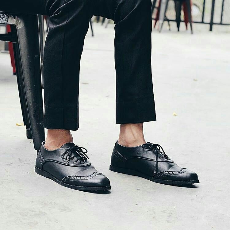 Giant Wingtip Black | Size: 39-45 | 210k

Order bisa melalui:
BBM/WA/Line/Web
(Silahkan cek di bio)

#indofootwear