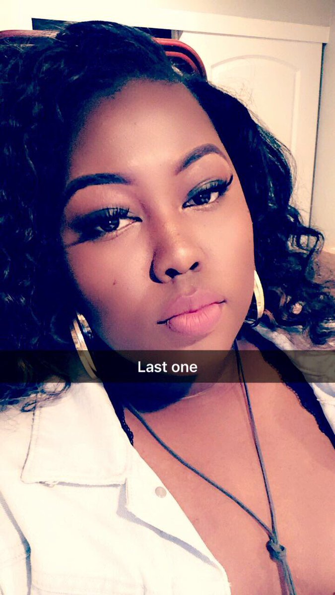 nydr0j's tweet photo. Here for this ✨🤘🏾☹️🤘🏾💁🏾
#baygirlsbreaktheinternet https://t.co/SBsGS0T0rG
