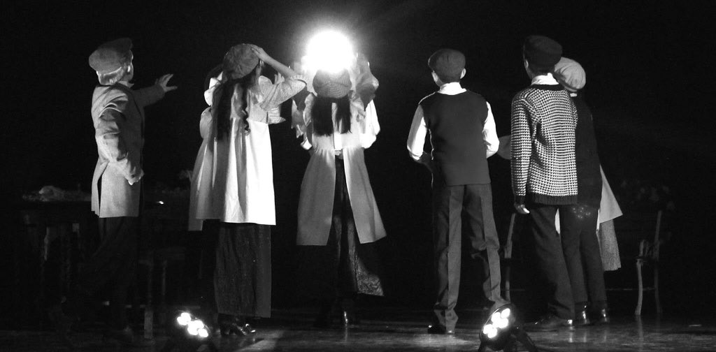 LataLytham's tweet photo. "The Railway Children"
Opens 🌟TONIGHT🌟

Tickets still available on the door for both performances!
#theatre https://t.co/iIGODDBjns
