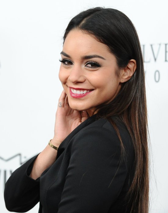 RealBadBrunette's tweet photo. Vanessa hudgens https://t.co/Ooy6eGMnbs