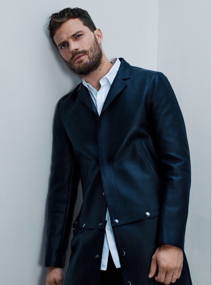 sisshg's tweet photo. JAMIE DORNAN GRACIAS POR EXISTIR https://t.co/nGtHiRbsDQ