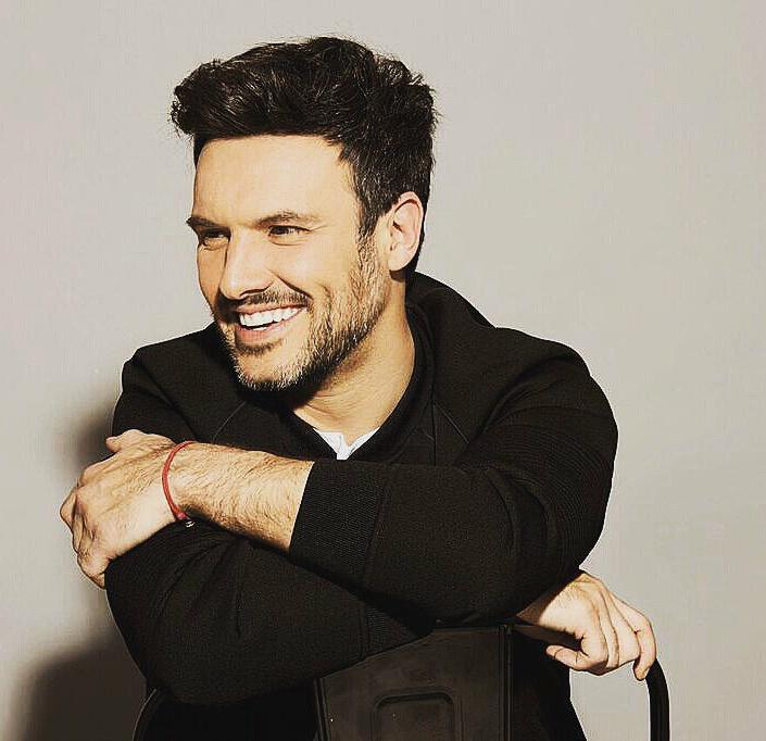 #HappyBirthdayMiCielo <a href="/alexdelamadrid/">AlejandrodelaMadrid</a>  Éxitos&amp;Bendiciones,En lo Personal y Profesional #TeAdoroBesos Desde #LimaPeru