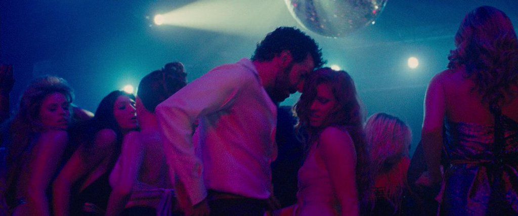 AMERICAN HUSTLE (2013) DP: Linus Sandgren | Dir: David O. Russell