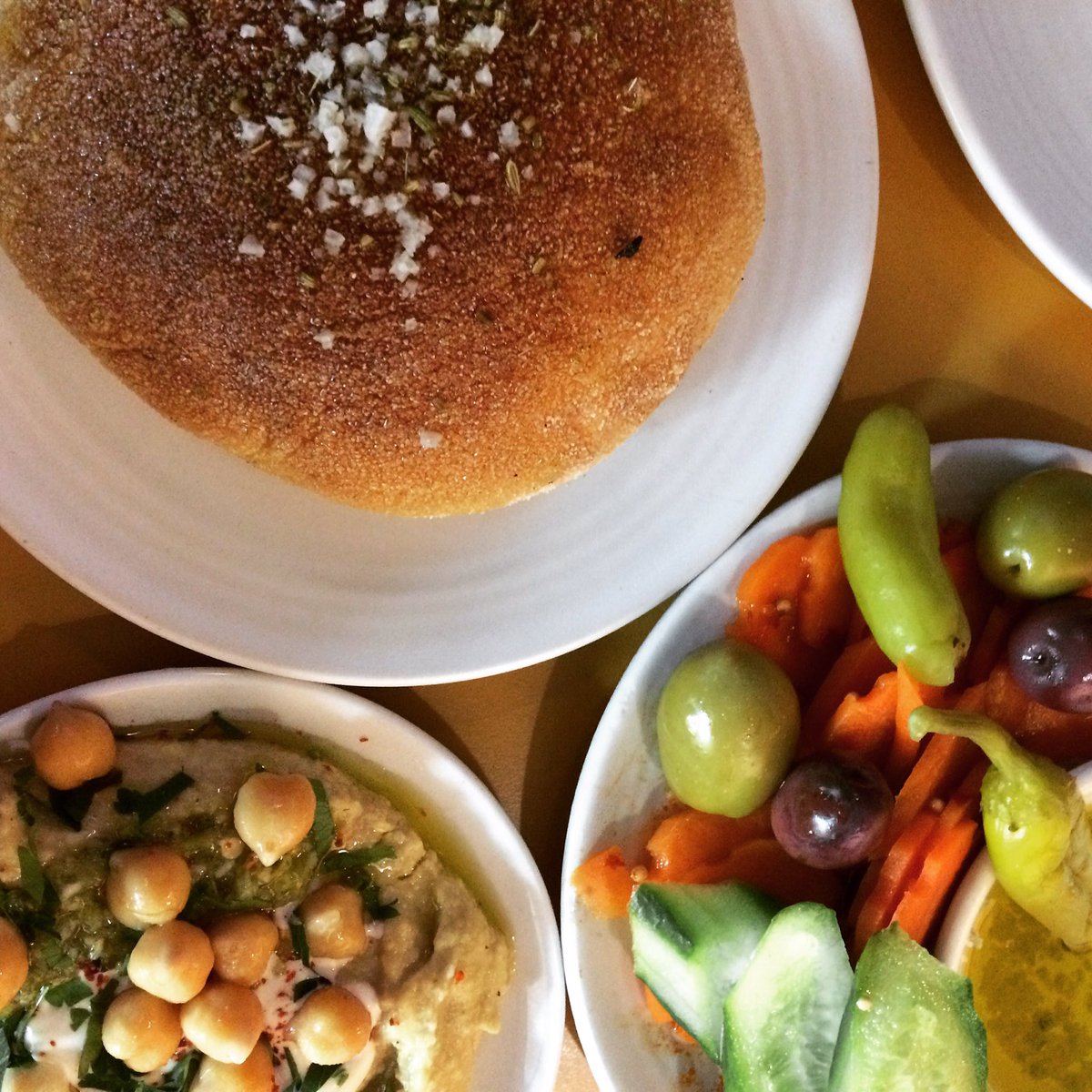 MissSageFox's tweet photo. Spectacular food @Honeyandco sister restaurant #honeyandsmoke Best#grilledoctopus IN THE WHOLE WORLD!!! Even @LeighHartnett loved it https://t.co/rELtbv7MVG