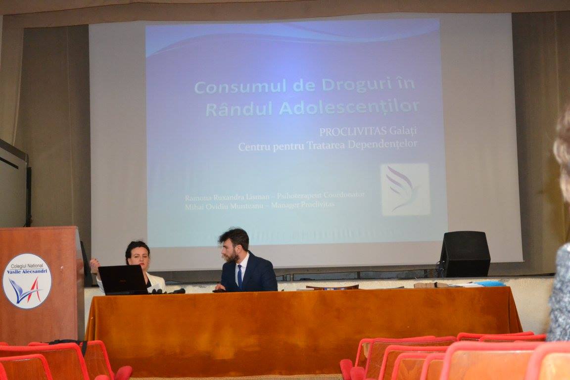 Proclivitas_GL's tweet photo. Consumul de droguri in randul adolescentilor! CNVA - Galati #drugs #addiction #dependenta #psihoterapie https://t.co/5GVSKjoUZS https://t.co/P46Rk0l6e5