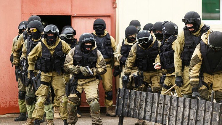 ReposteriaJD3's tweet photo. Chechenia: Al menos 6 militares mueren en un ataque de radicales contra una base https://t.co/jMHIbsvlv1 https://t.co/x2g9l0aVGU