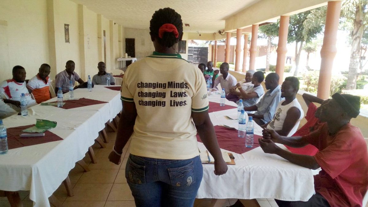uhruganda's tweet photo. Liaising with #Busia district authorities & Law enforcements to promote the #harm_reduction_works Advocacy Campaign under #PITCH_PROJECT https://t.co/gE3fNUNWUK