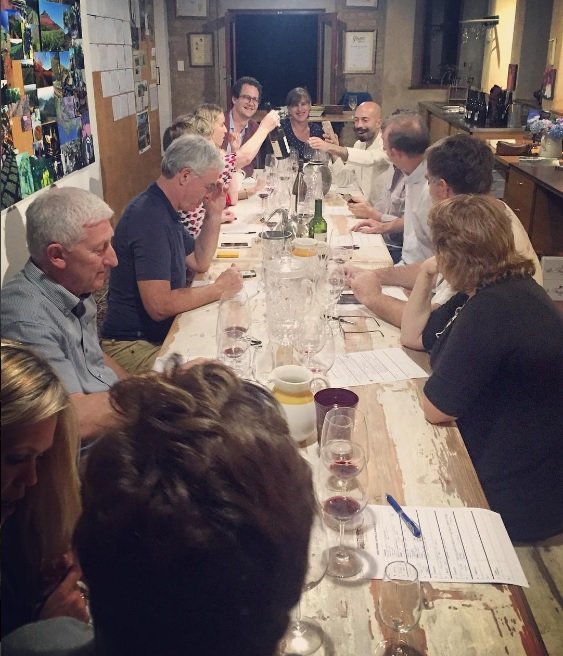 Read all the notes on our recent vertical tasting here: sijnn.co.za/a-vertical-tas…
