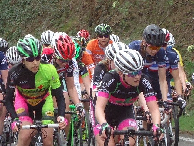 NickNican22's tweet photo. The junior dutch Team #WvBeetItVolendam at #trbinda! @mylenedezoete @maritraaij #BeetPower #Race #FinishLine #CourseRecon #juniorcup https://t.co/KRlHnHzb98
