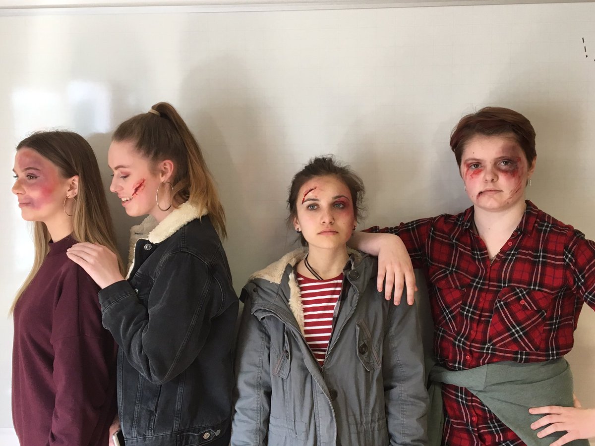 studio_PA's tweet photo. @ryestudioschool does Casualty! With Production Arts Hair and Makeup students https://t.co/Z45Hv4v1ro