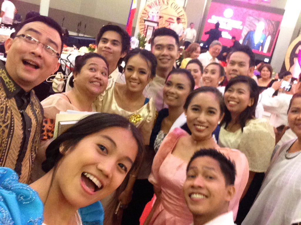 lagonmikee's tweet photo. Installation Ceremony of Mr. Pres Conrad II #shsfam https://t.co/0ZaDrCgCeQ