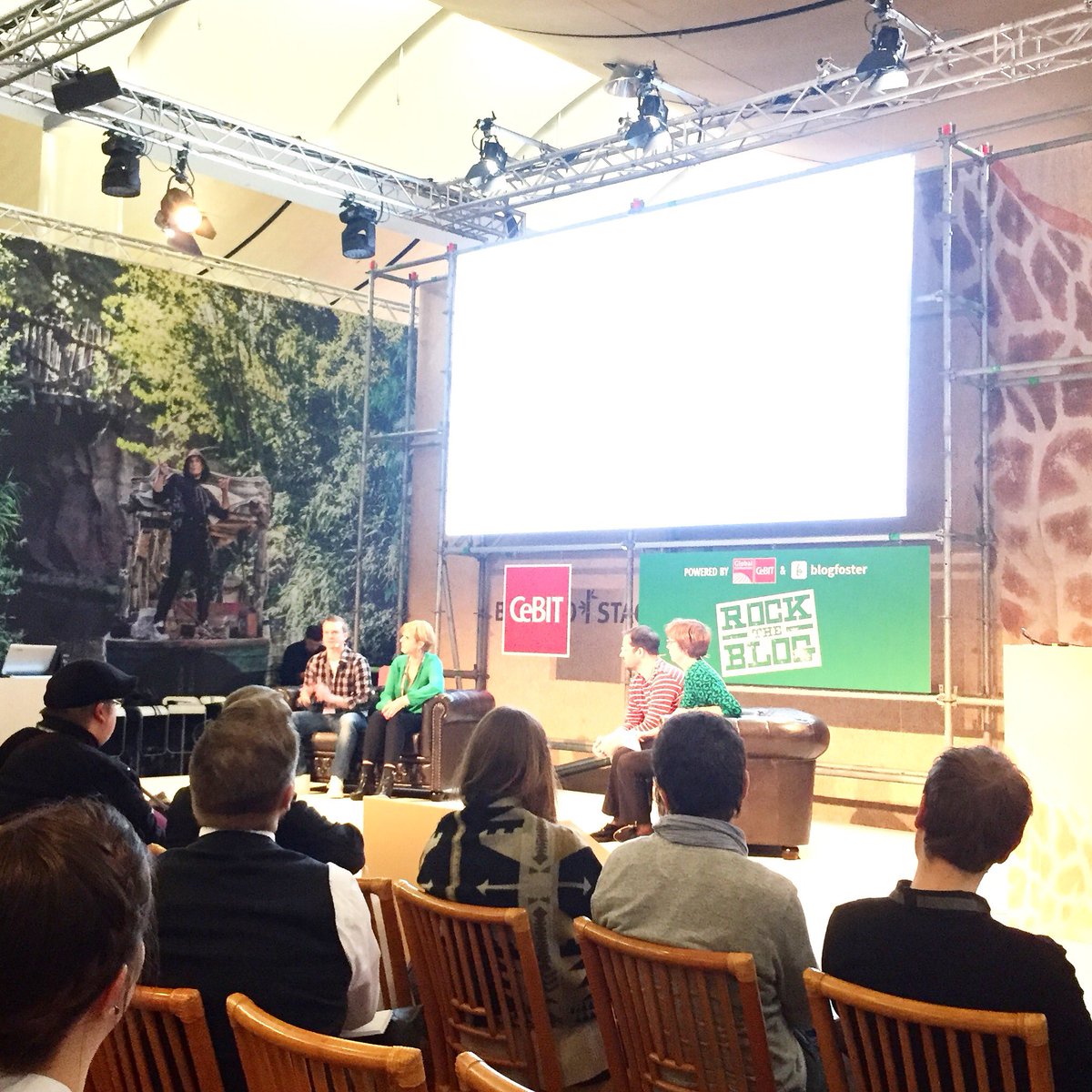 ROCKTHEBLOGteam's tweet photo. BAMBOO STAGE: employers blog - what does it bring? #letsrocktheblog #blogfoster #rtb17 #rocktheblog17 #cebit17 https://t.co/t2d7pAycW7