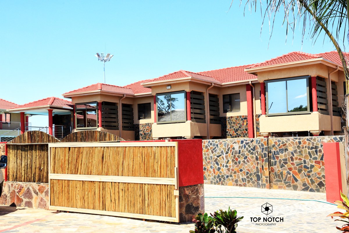  VendaFollowTrain Twitter   Jericho resort   