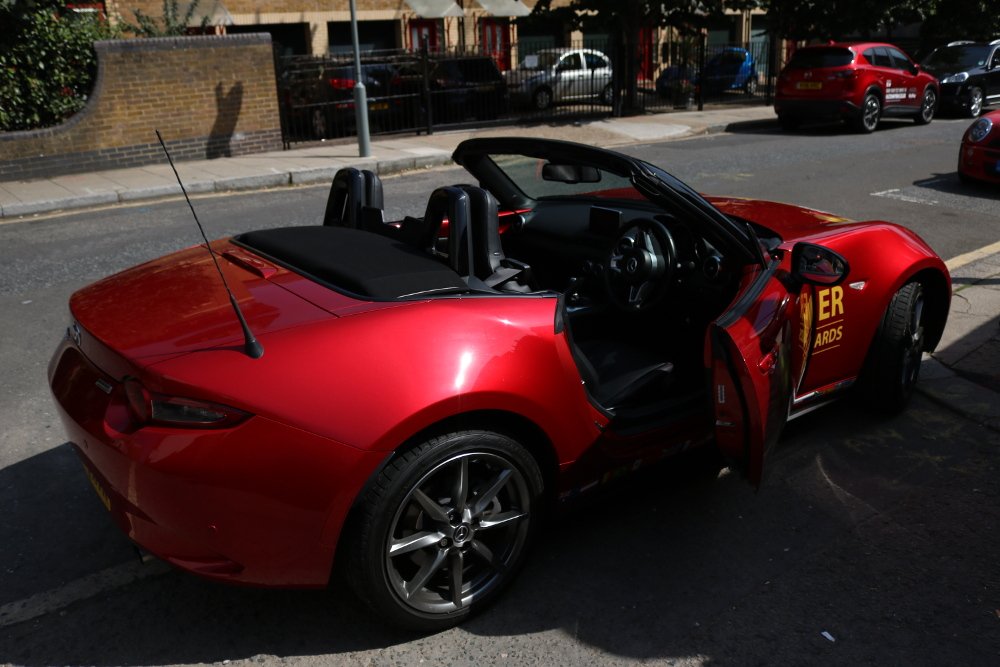 MazdaMyWay's tweet photo. Are you excited for the start of the #F1 season? Imagine test driving a brand new #Mazda #MX5 around the Melbourne Grand Prix Circuit https://t.co/FbxOaewPTl